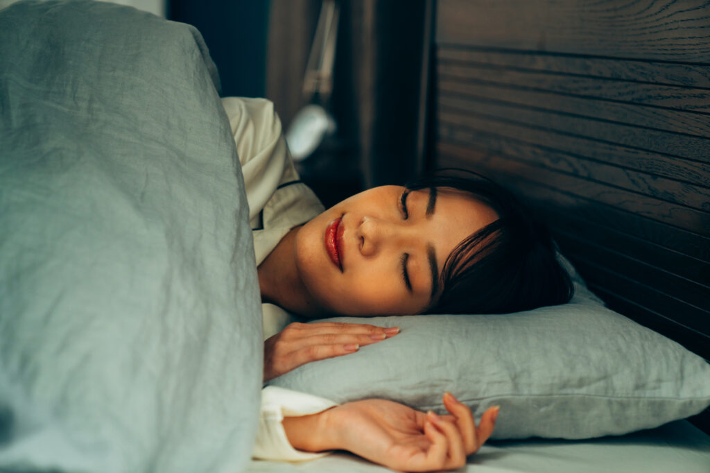 【どうしたらいい?】ぐっすり寝たい…深い眠りにつく方法6選 | 睡眠ドクター