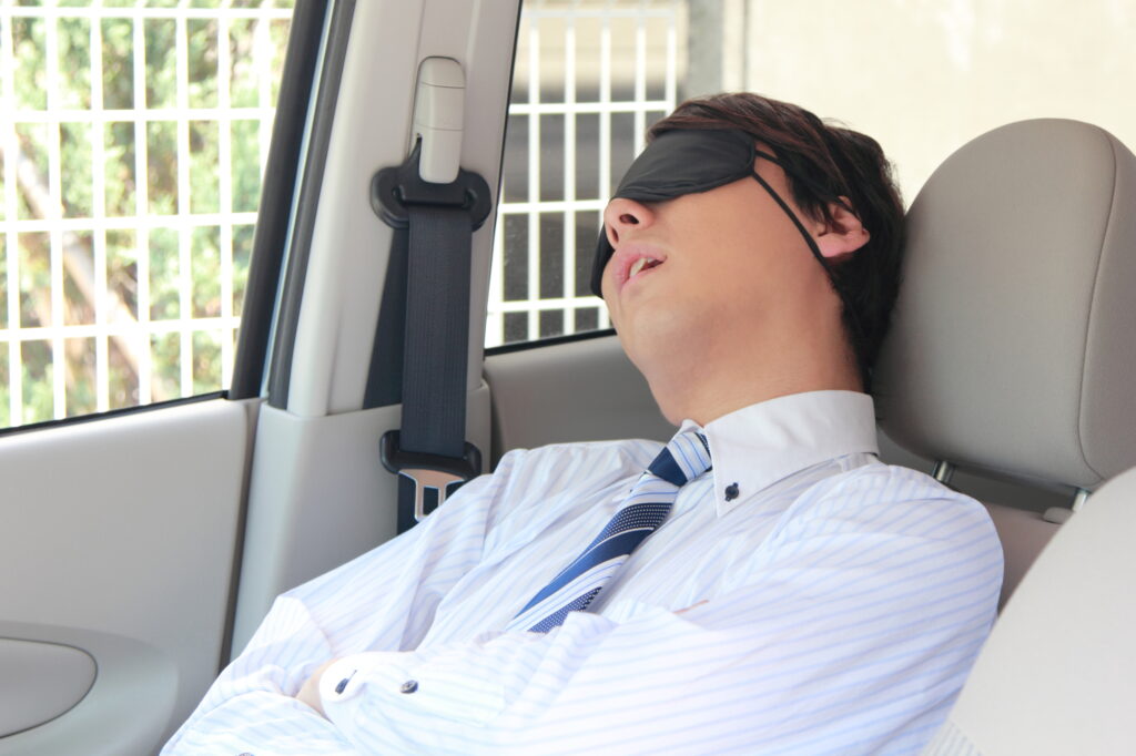パワーナップ(仮眠)で仕事効率を上げよう!【15分~20分程度の昼寝】 | 睡眠ドクター